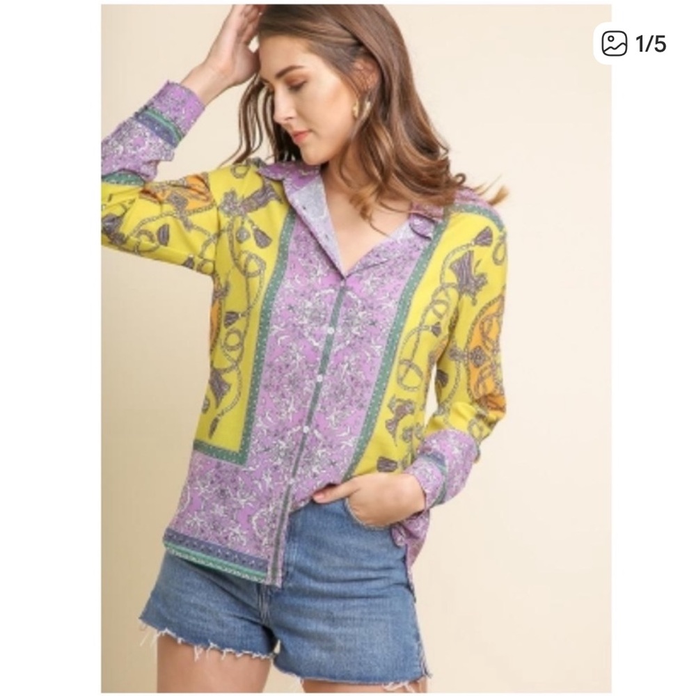 Anthropologie Umgee button front shirt in Purple and Yellow chain print med new